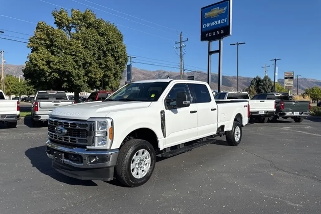 2024 Ford F-250 XLT photo 1