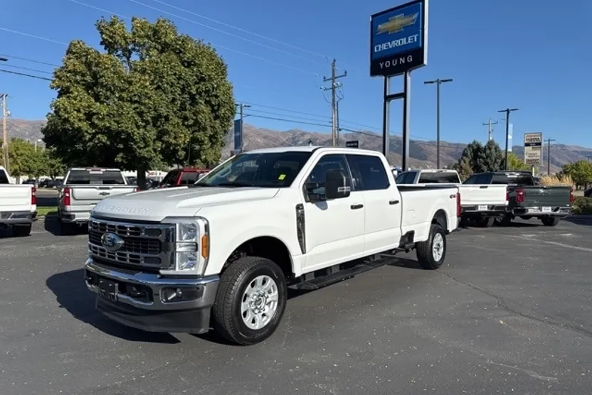 2024 Ford F-250 XLT photo 1