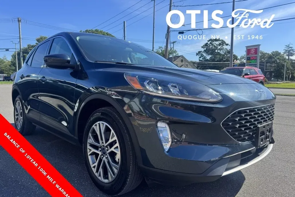 2022 Ford Escape SEL photo 1