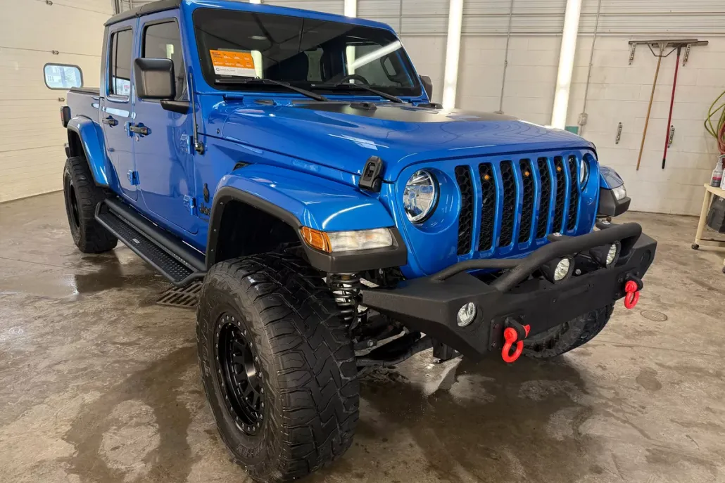 2021 Jeep Gladiator Sport photo 1
