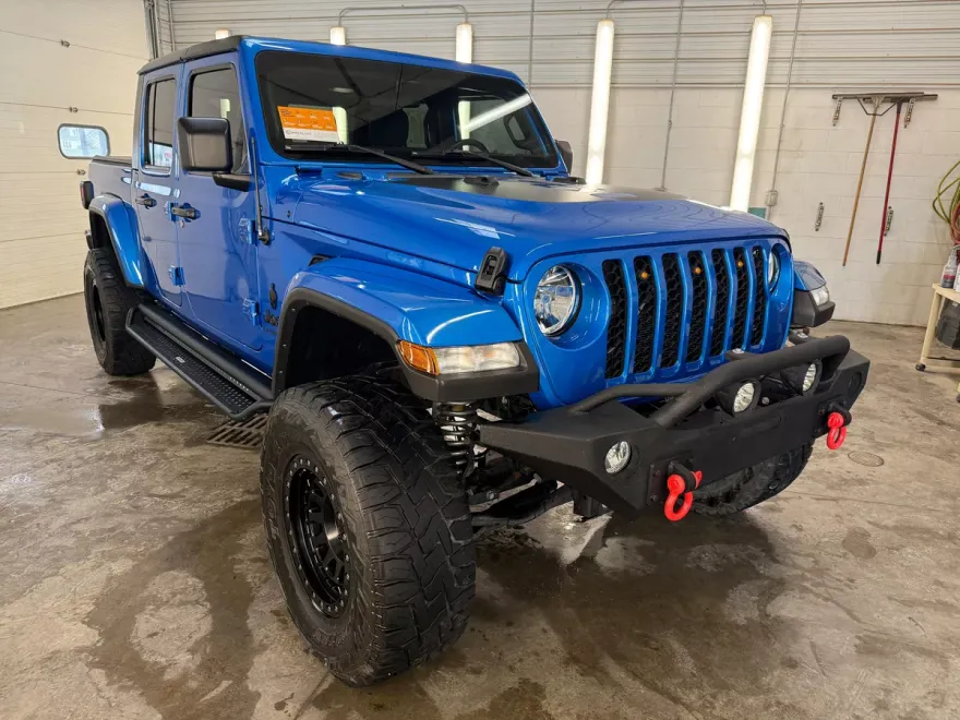 2021 Jeep Gladiator Sport photo 1