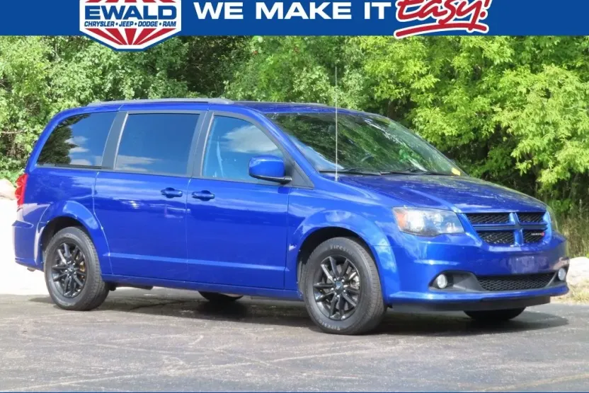 2019 Dodge Grand Caravan GT photo 1