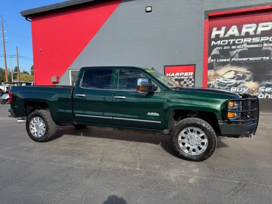 2015 Chevrolet Silverado 2500HD High Country photo 1