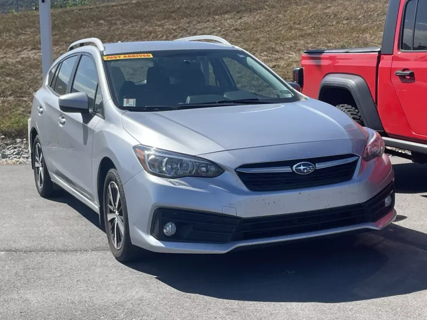 2022 Subaru Impreza Premium photo 1