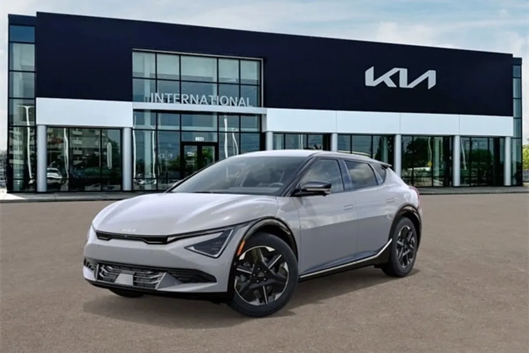 2025 Kia EV6 Light Wind photo 1
