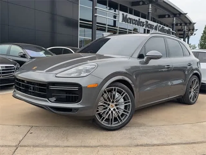2021 Porsche Cayenne Turbo photo 1