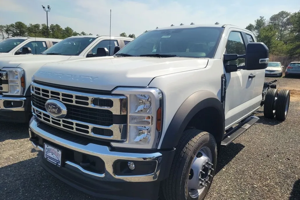 2025 Ford F-450 XL photo 1