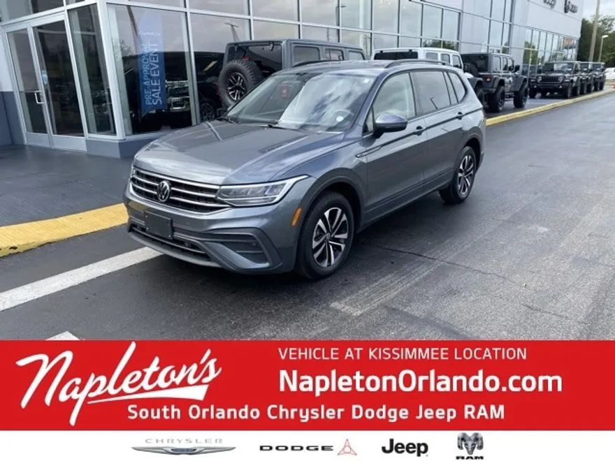 2023 Volkswagen Tiguan S photo 1