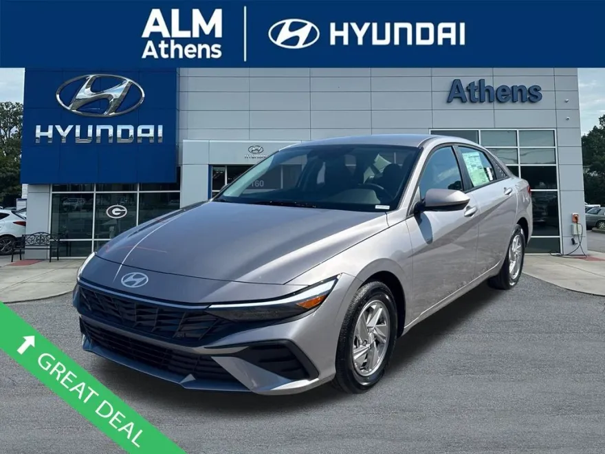 2025 Hyundai Elantra SE photo 1