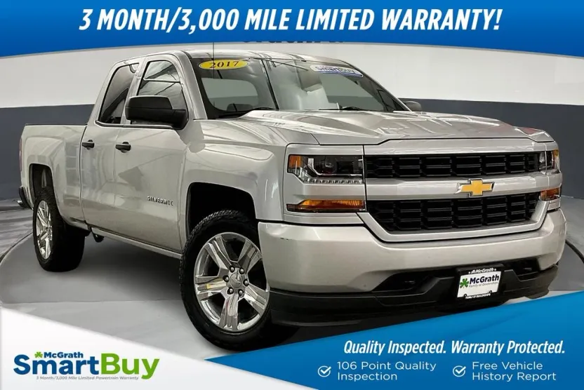 2017 Chevrolet Silverado 1500 Custom photo 1