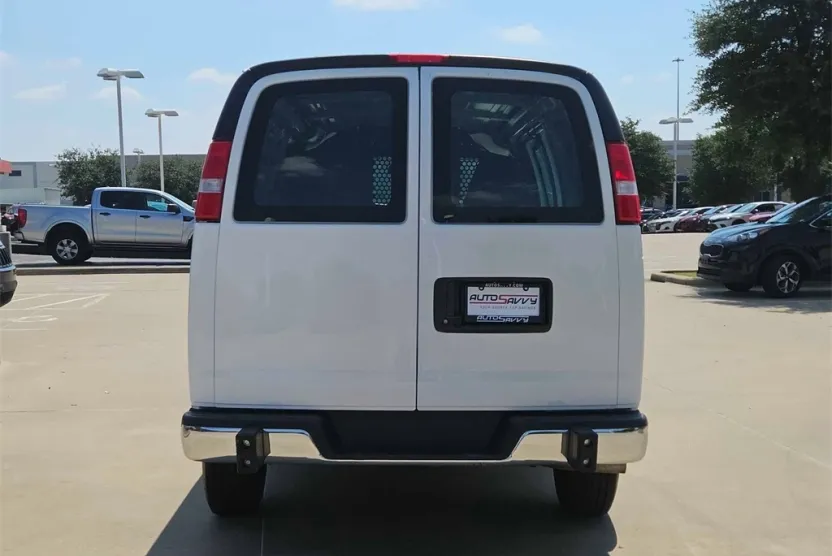 2023 Chevrolet Express 2500 Work Van photo 1