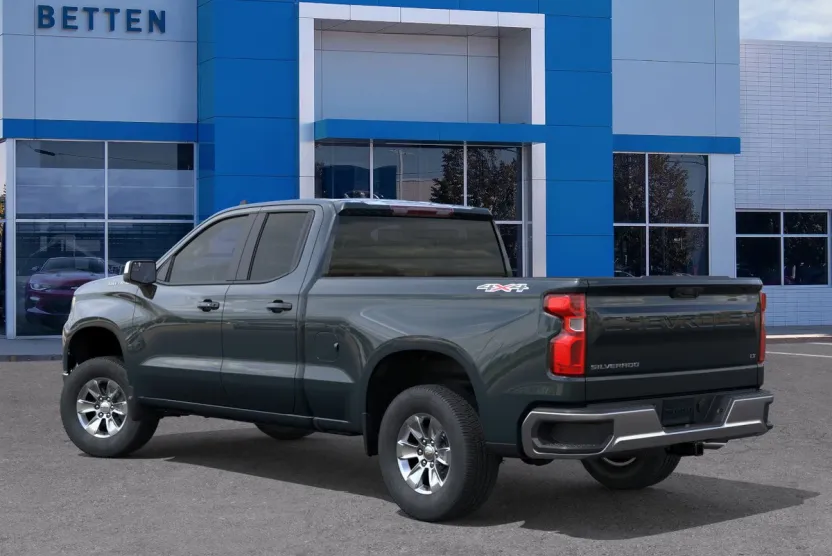 2025 Chevrolet Silverado 1500 LT photo 1