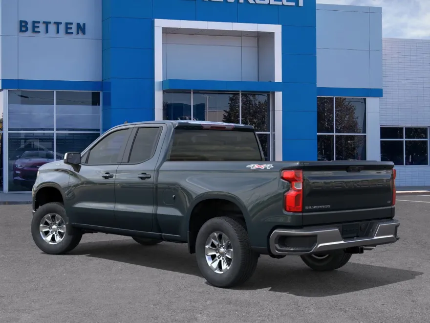 2025 Chevrolet Silverado 1500 LT photo 1