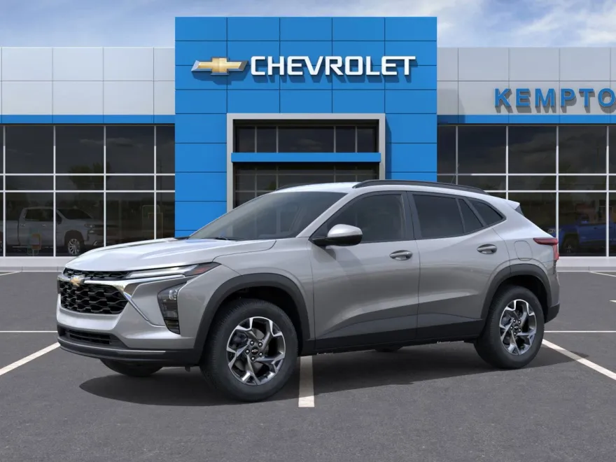 2026 Chevrolet Trax LT photo 1