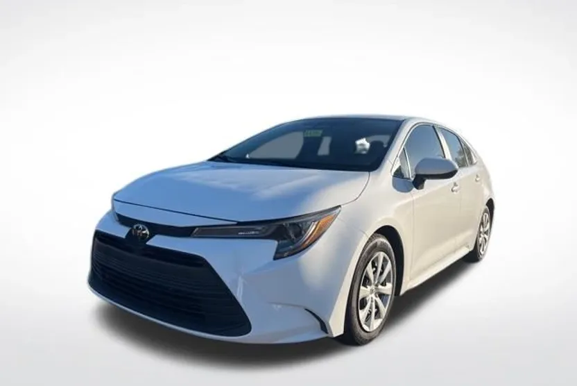 2023 Toyota Corolla LE photo 1