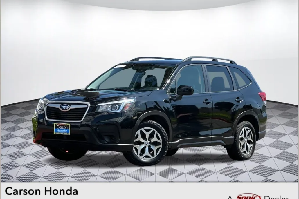 2020 Subaru Forester Premium photo 1
