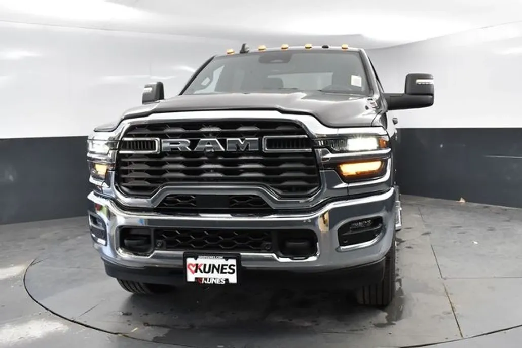 2025 Ram 2500 Big Horn photo 1