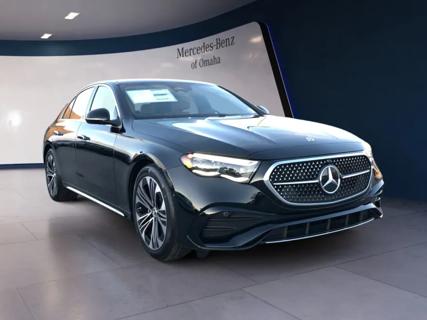 2025 Mercedes Benz E 350 4MATIC Sedan photo 1