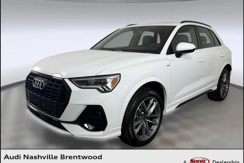 2025 Audi Q3 S line Premium photo 1