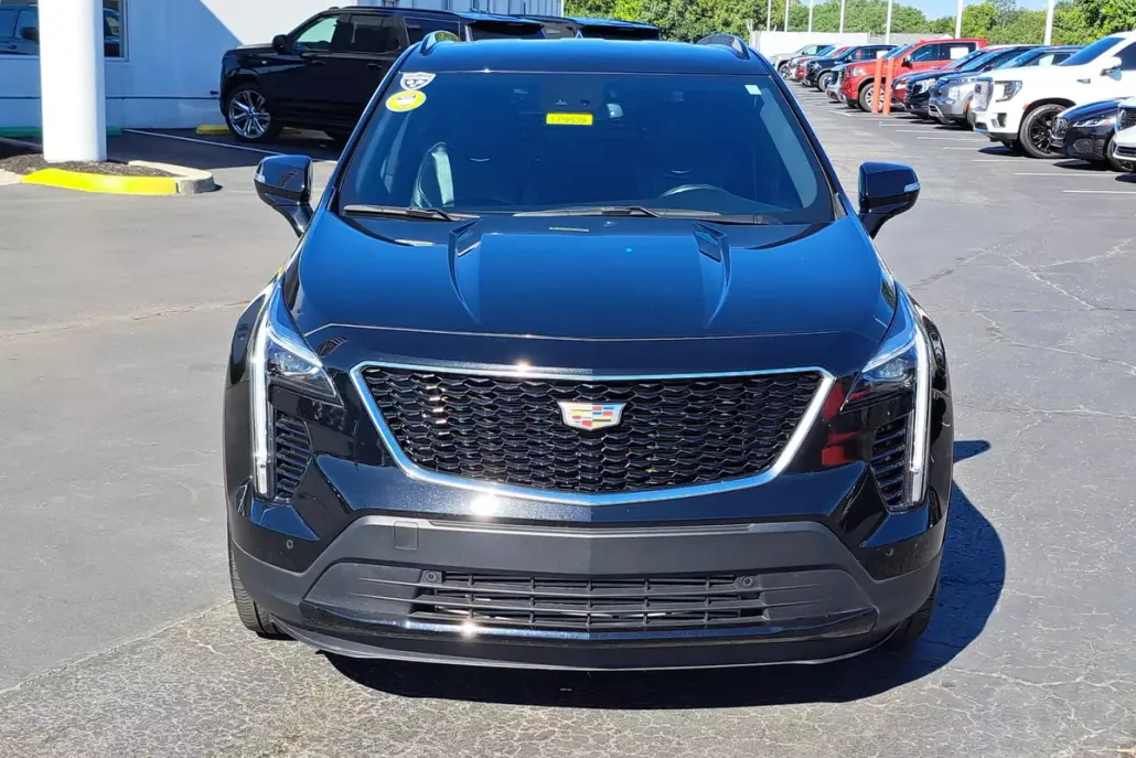 2023 Cadillac XT4 Sport photo 1