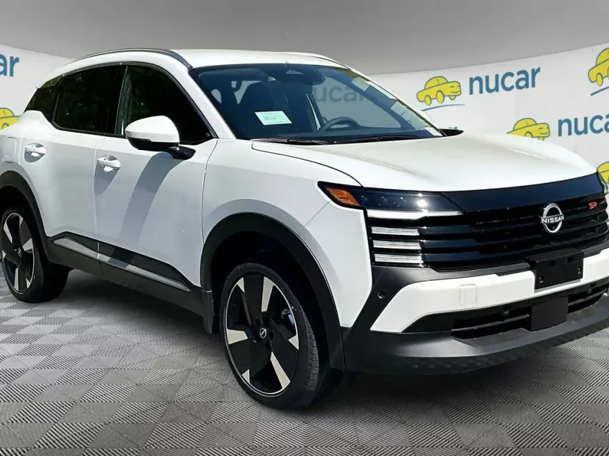 2025 Nissan Kicks SR photo 1