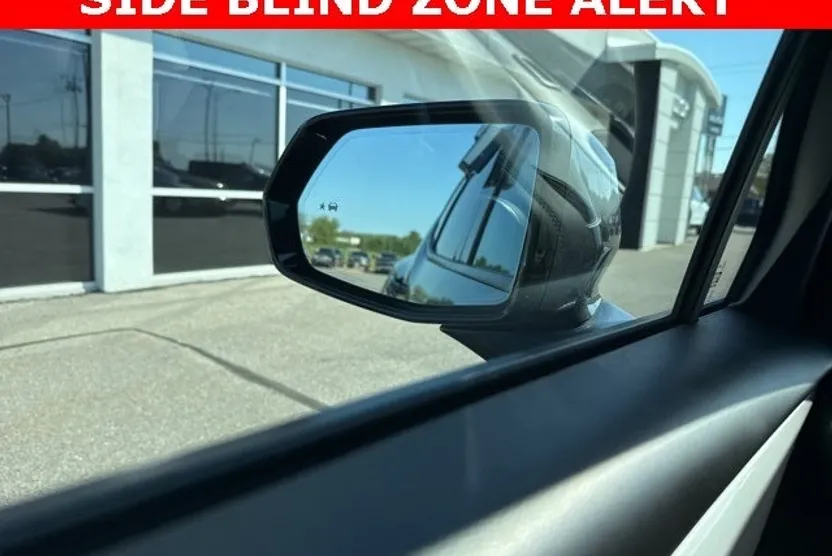 2022 Chevrolet Blazer 2LT photo 1