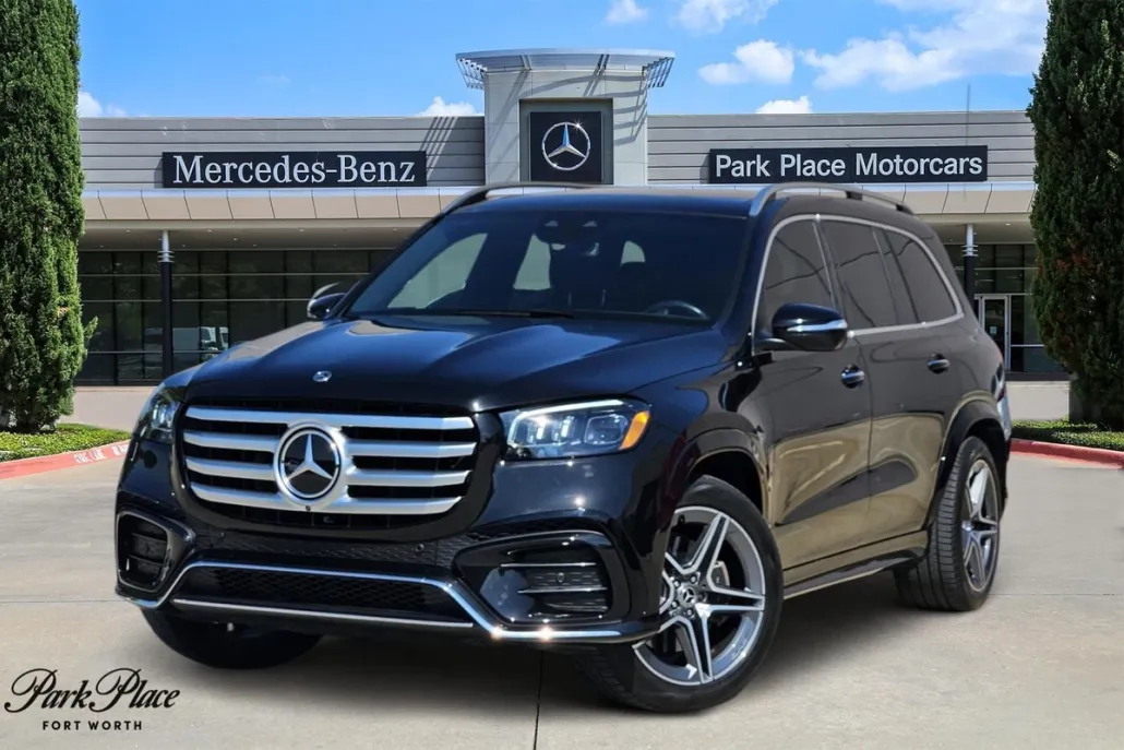 2024 Mercedes Benz GLS 450 photo 1