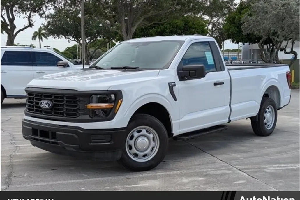 2025 Ford F-150 XL photo 1