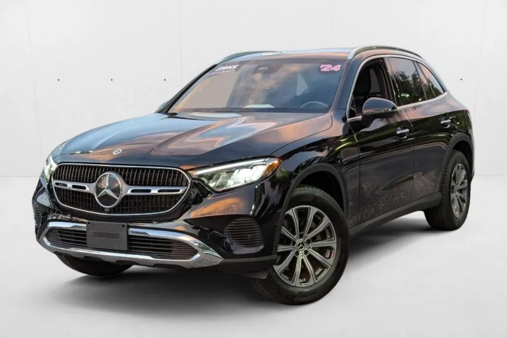 2024 Mercedes Benz GLC 4MATIC photo 1