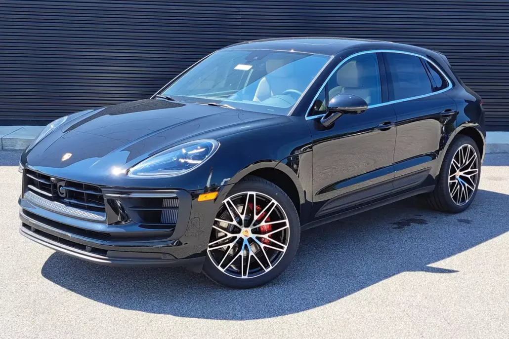 2025 Porsche Macan S photo 1