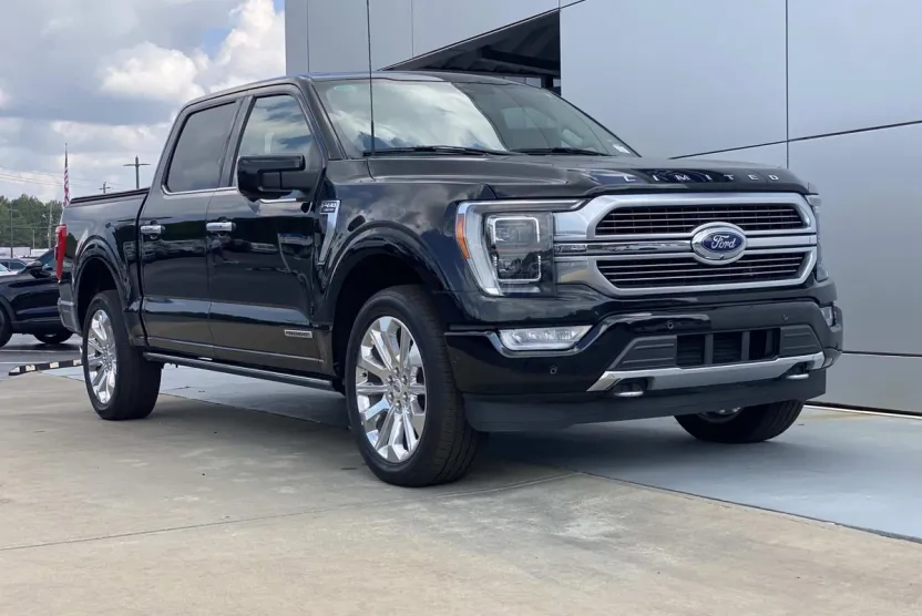 2023 Ford F-150 Limited photo 1