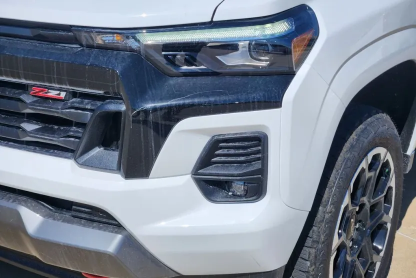 2026 Chevrolet Colorado Z71 photo 1