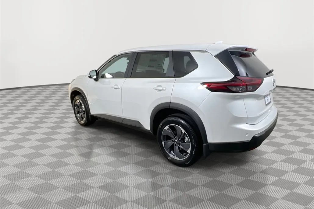 2026 Nissan Rogue SV photo 1