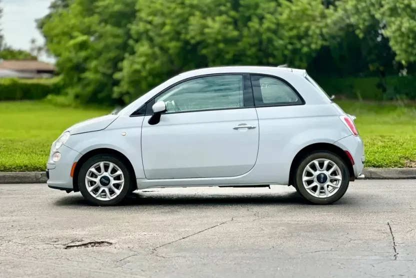 2017 Fiat 500 Pop photo 1