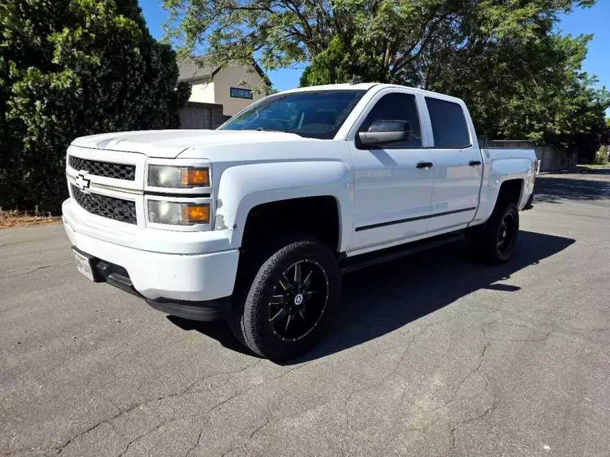 2014 Chevrolet Silverado 1500 photo 1