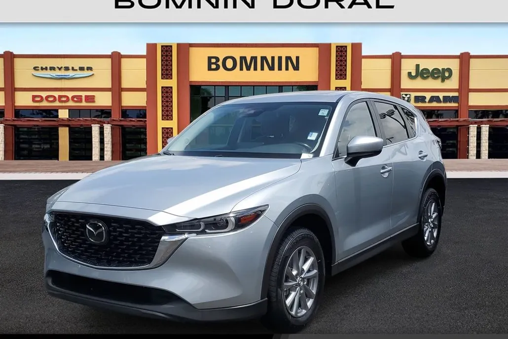 2023 Mazda CX-5 2.5 S Preferred photo 1
