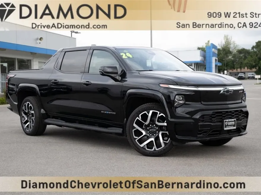 2024 Chevrolet Silverado EV RST photo 1