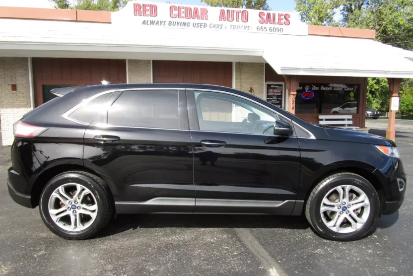2018 Ford Edge Titanium photo 1