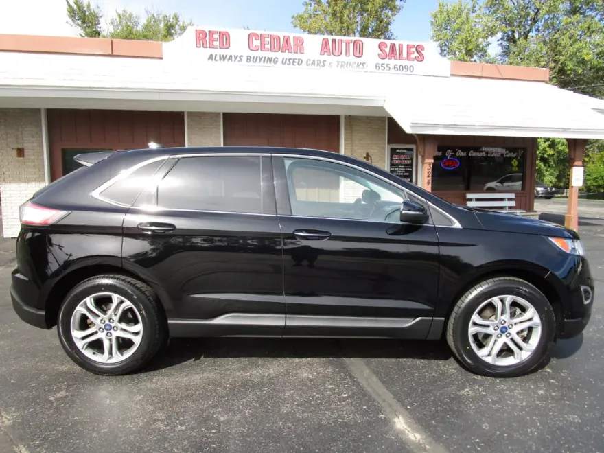 2018 Ford Edge Titanium photo 1