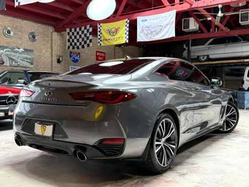 2018 Infiniti Q60 3.0t Sport photo 4