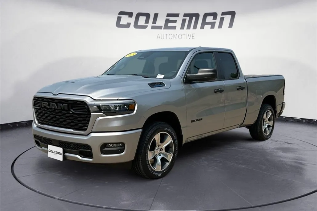 2025 Ram 1500 Tradesman photo 1