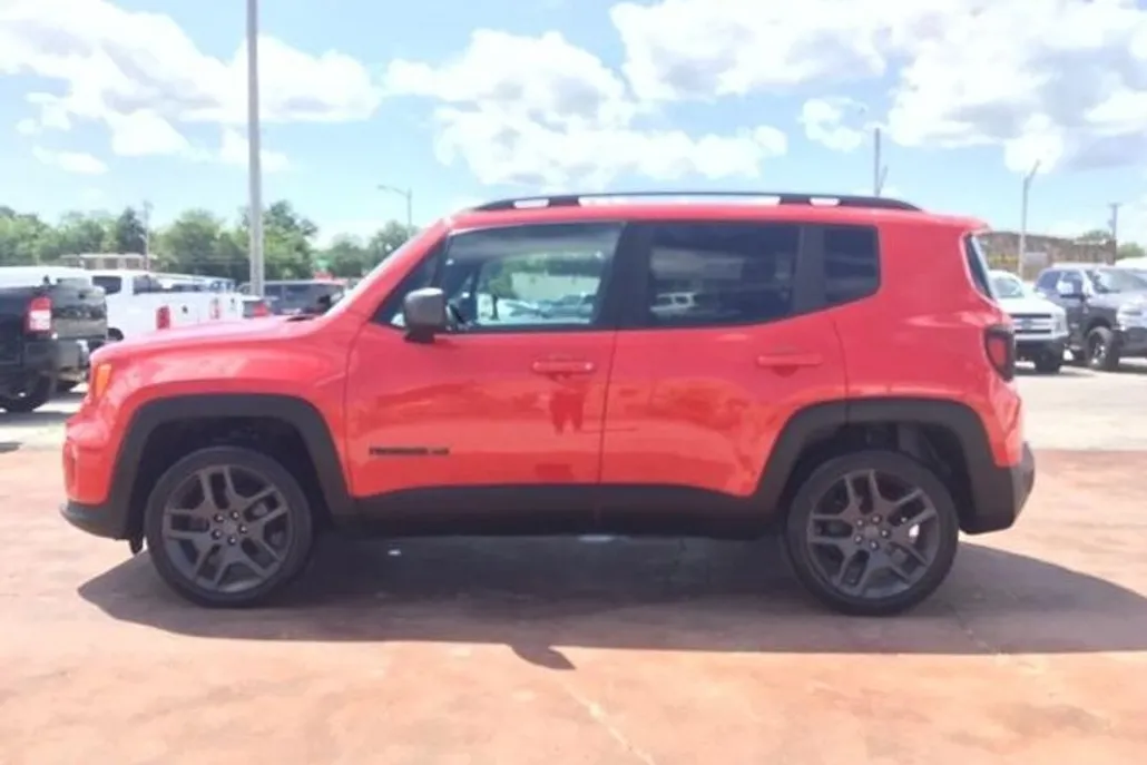 2021 Jeep Renegade Latitude photo 1