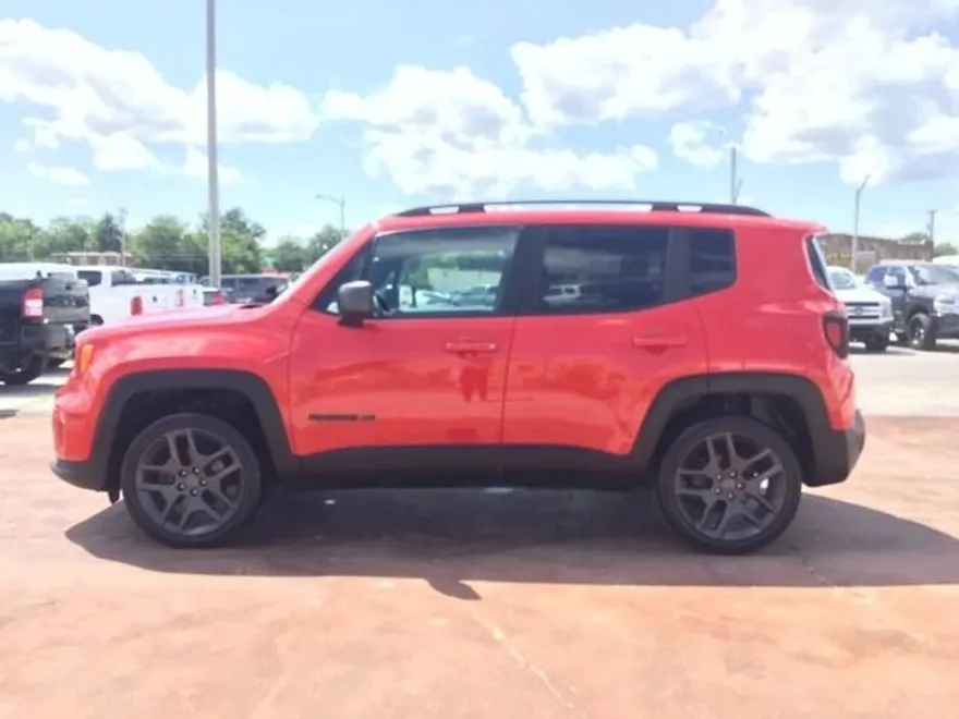 2021 Jeep Renegade Latitude photo 1