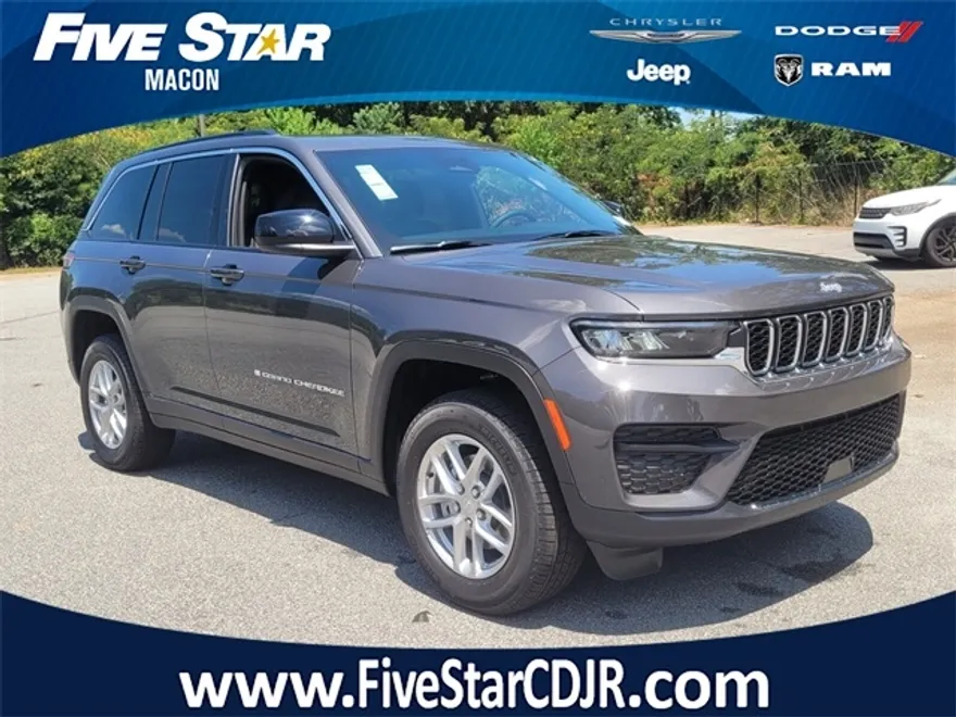2025 Jeep Grand Cherokee Laredo X photo 1