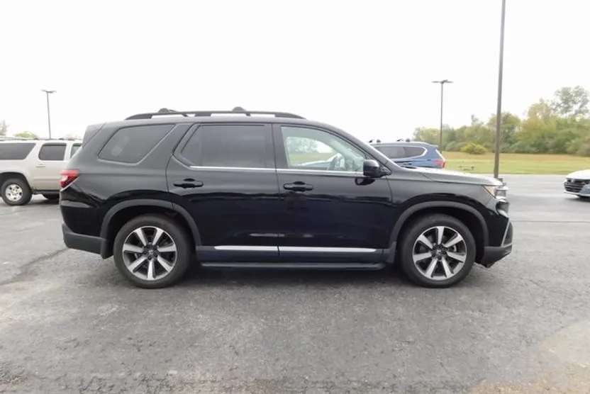 2023 Honda Pilot Elite photo 1