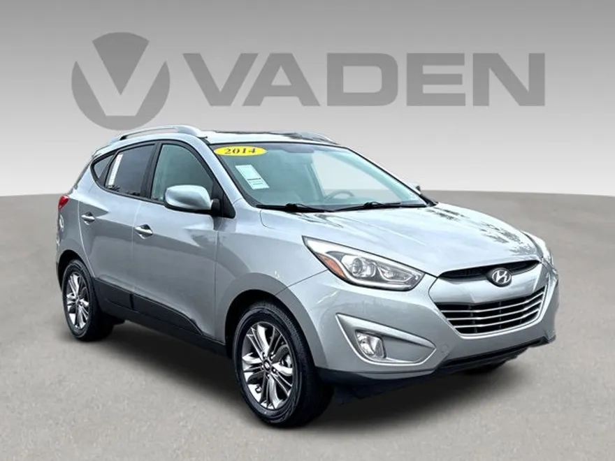 2014 Hyundai Tucson SE photo 1