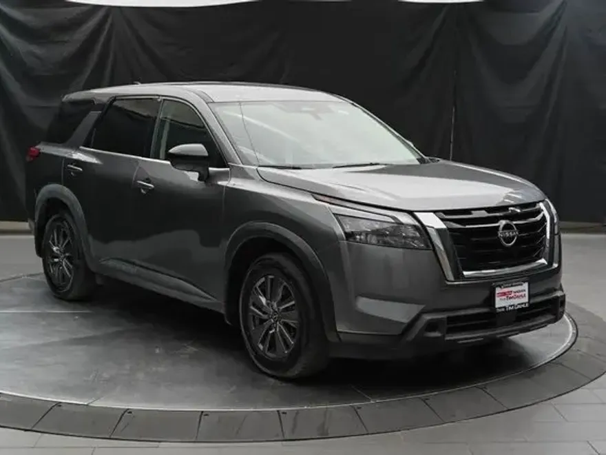2023 Nissan Pathfinder S photo 1