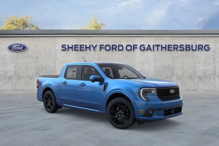 2025 Ford Maverick photo 1