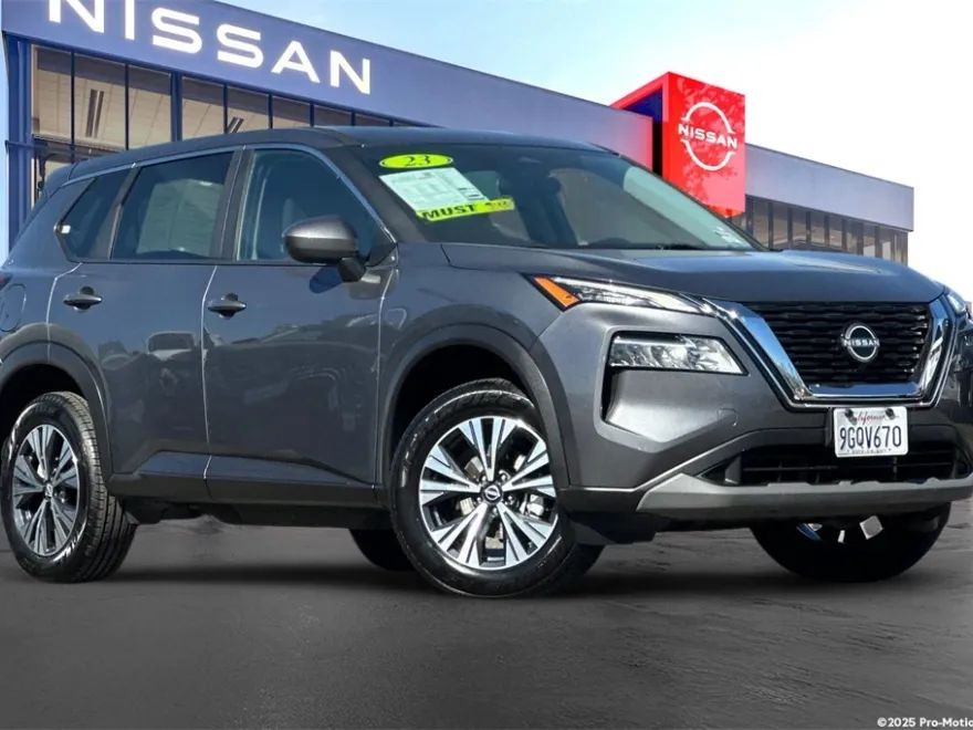 2023 Nissan Rogue SV photo 1