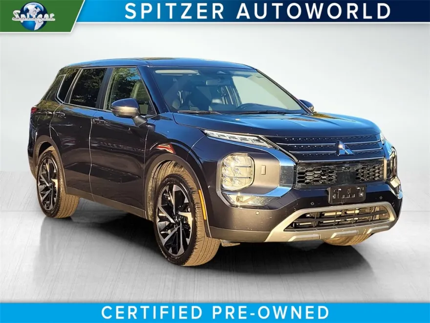 2024 Mitsubishi Outlander SE photo 1